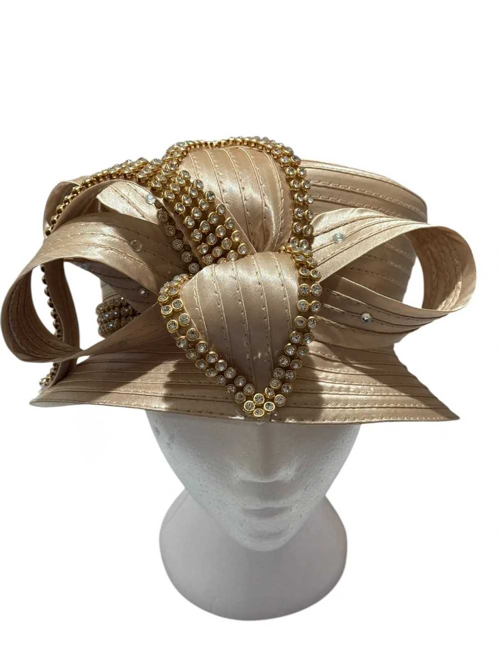 NWOT Janie & Rubbins Elegant Embellished Champagne Women's Dress Hat